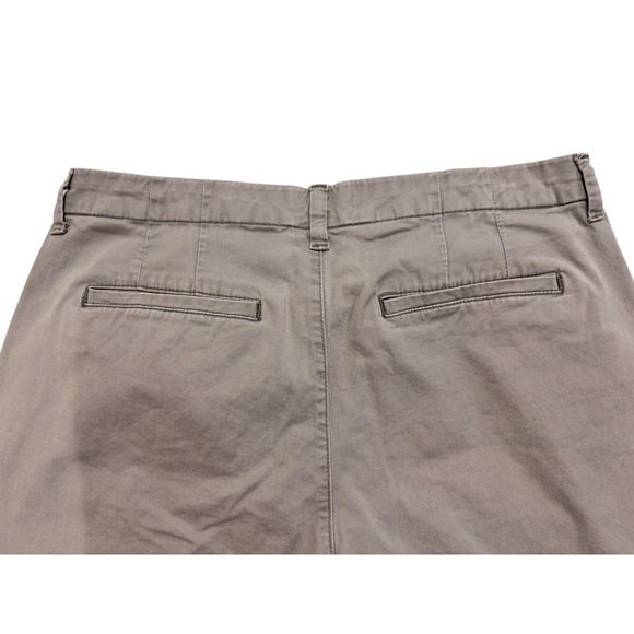 Lee Regular Fit Light Safari Bermuda Shorts Womens 18 Medium Mid Rise Chino Knit - Picture 5 of 8